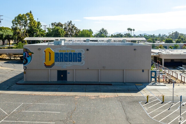 Your kids will enjoy learning in the inspiring atmosphere of Adams Elementary School.