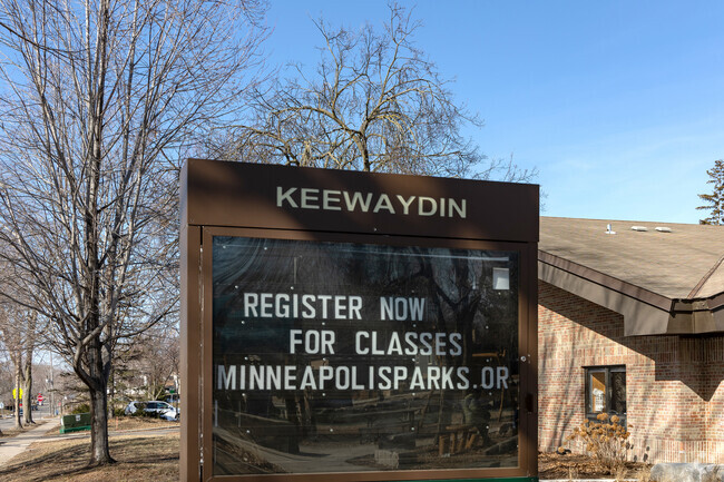 Welcome to the Keewaydin neighborhood.