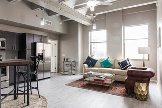 2 W 6th St, Tulsa, OK 74119