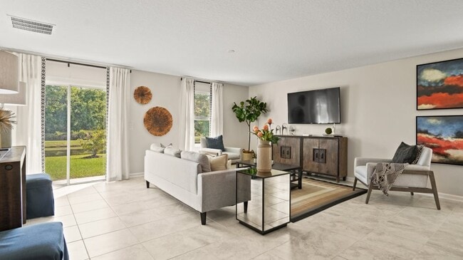 4755 Maple Cross Dr, Kissimmee, FL 34746 - photo 5