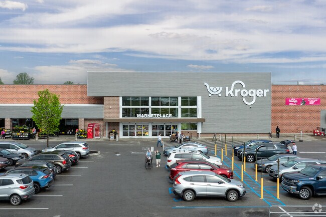 Oak Park residents grocery shop at Kroger for convenience.