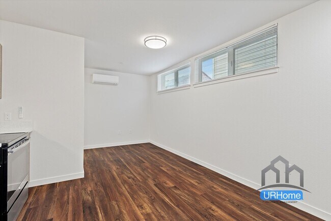 Modern 1- and 2-bedroom apartments await at Hollywood 12, right in the heart of Portland’s Hollyw..., Portland, OR 97213 - photo 6