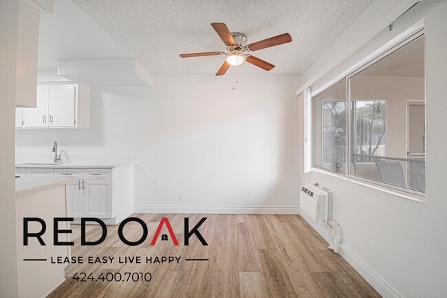 2050 Rodney Dr unit 7, Los Angeles, CA 90027 - photo 6