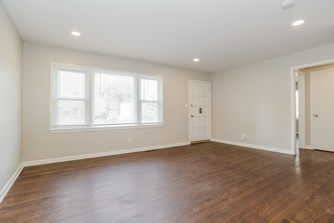 3620 NE 53 Terrace, Kansas City, MO 64119 - photo 4