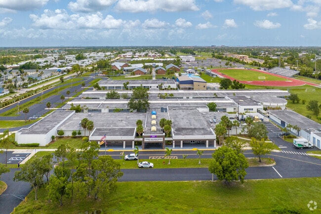 Cypress Lake Middle School Ft. Myers provide students the tools for social and academic growth.