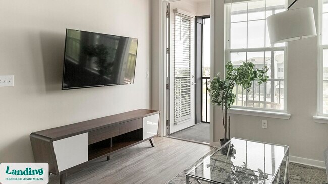 4902 Cosmos Cir unit 406.1410441, Wimauma, FL 33598 - photo 2