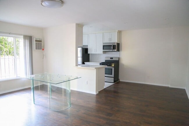 Alcott Luxury Investments LLC, Los Angeles, CA 90035 - photo 2