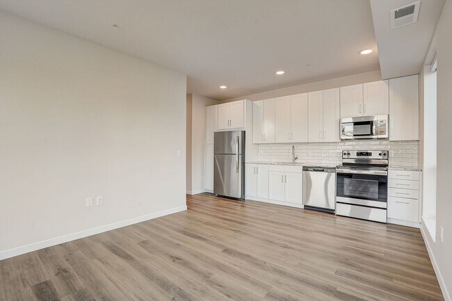 CR Crossing, Coon Rapids, MN 55433 - photo 6