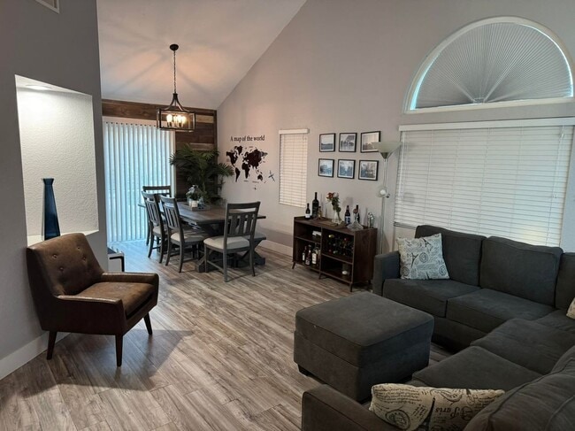 14755 Weeping Willow Ln, Fontana, CA 92337 - photo 2