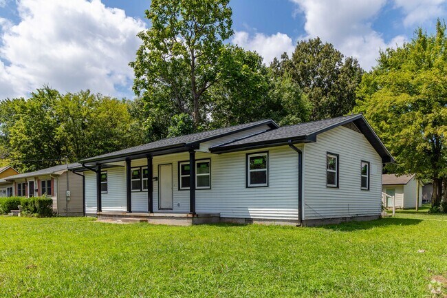 Ranch homes are the most prominenty style of home in Uppertown.