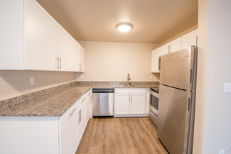 921 12th Ave SE, Puyallup, WA 98372