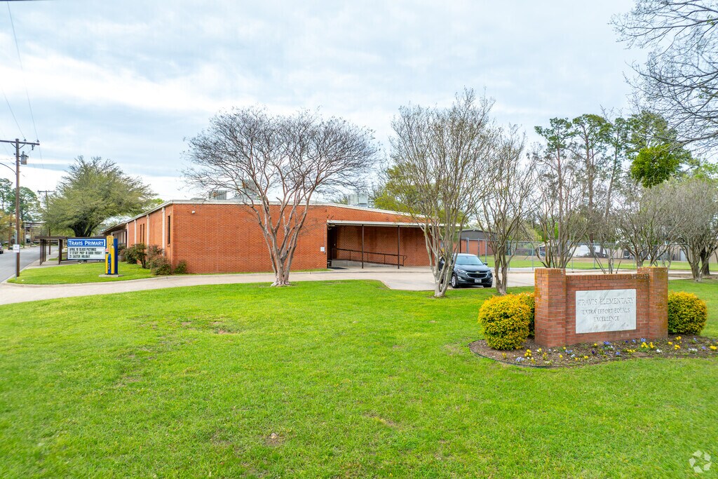 Travis Primary School