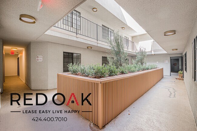 4651 Cahuenga Blvd unit 201, North Hollywood, CA 91602 - photo 4