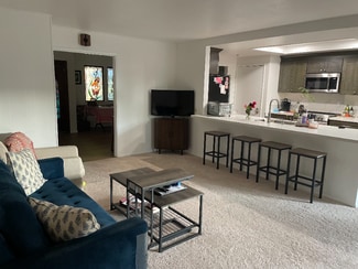 2291 University Ave, Sacramento, CA 95825