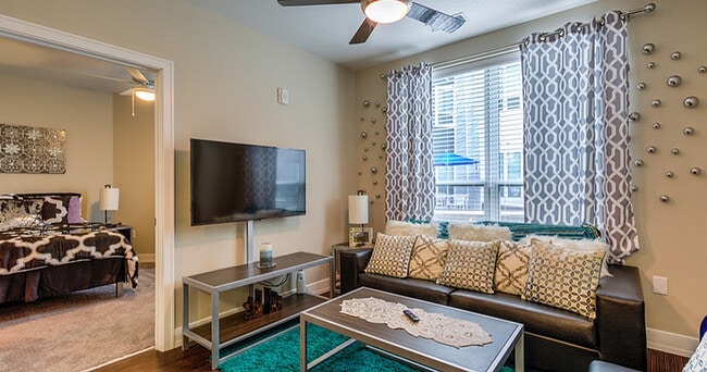 Living-Room-01-Park-Place-Baton-Rouge