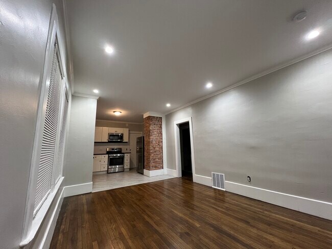 7428 Dunedin St unit 1, Detroit, MI 48206 - photo 6