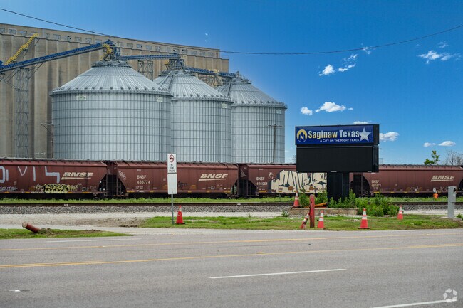 Saginaw's silos and trains narrate tales of a city built on grain and rails.