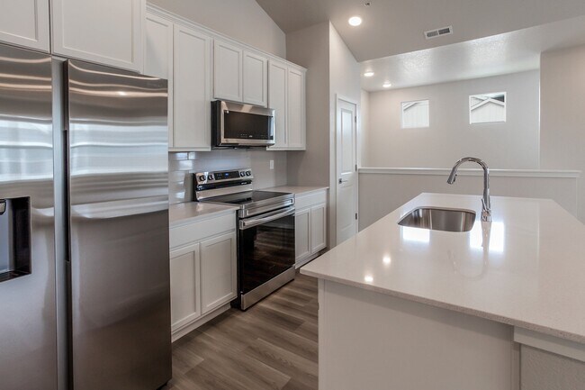 RainDance - Condos unit 1, Windsor, CO 80550 - photo 6