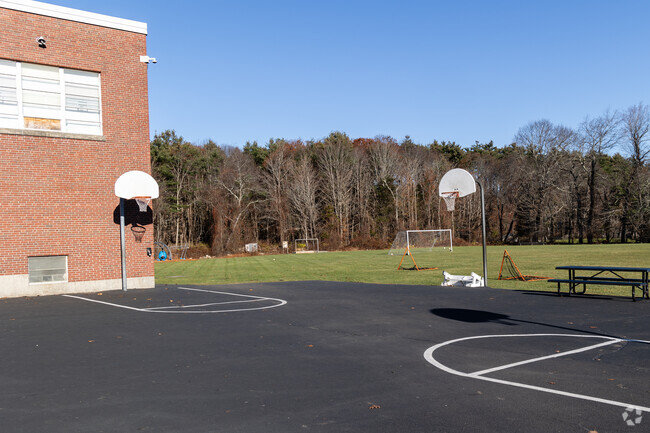 Rye Junior High School is a highly rated public middle school.