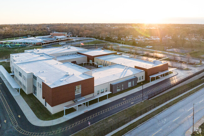 Northview High School has an outdoor courtyard in the center of the building.