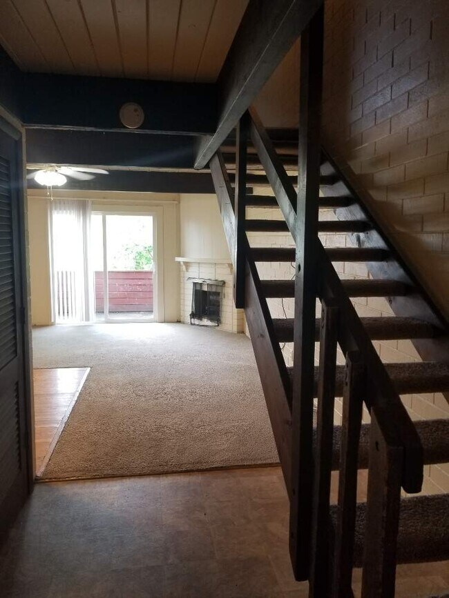 2772 University Ave unit 23, Morgantown, WV 26505 - photo 3