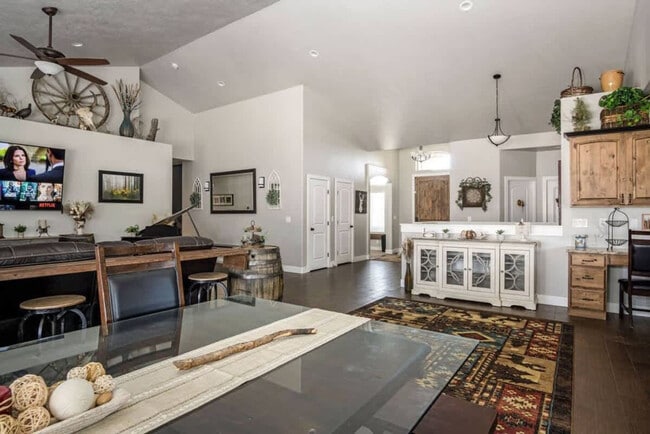 358 S Wrangler Ct unit ID1250673P, Grantsville, UT 84029 - photo 4