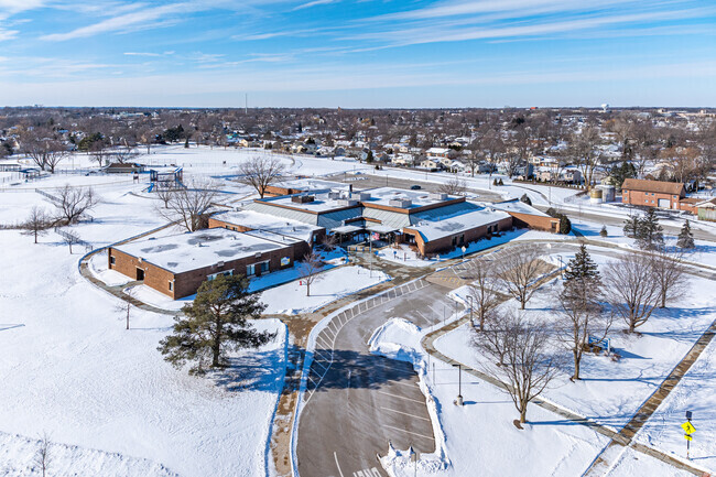 Sarah Adams Elementary School is located at 555 Old Mill Grove Rd, Lake Zurich, IL 60047.