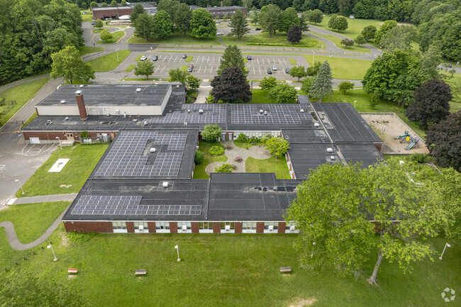 Scotland Elementary School is located at 111 Barlow Mountain Road in Ridgefield, CT.