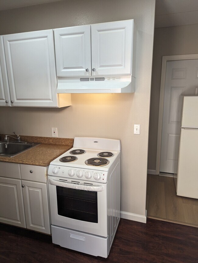 3317 Kuykendall Place unit Studio, San Jose, CA 95148 - photo 6