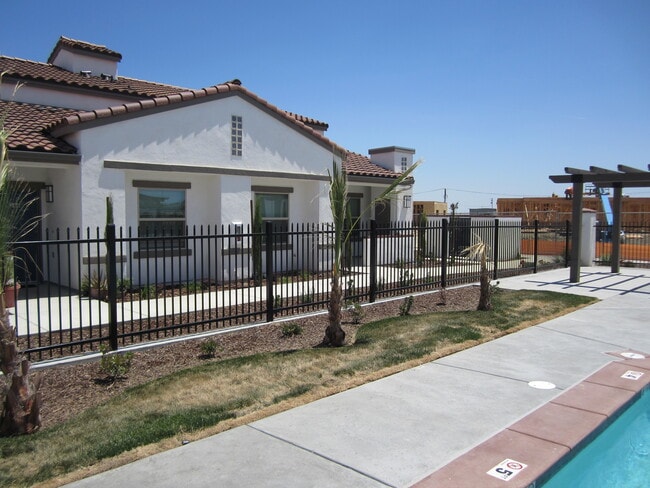 Palmer Villas Apartments, Huron, CA 93234 - photo 7