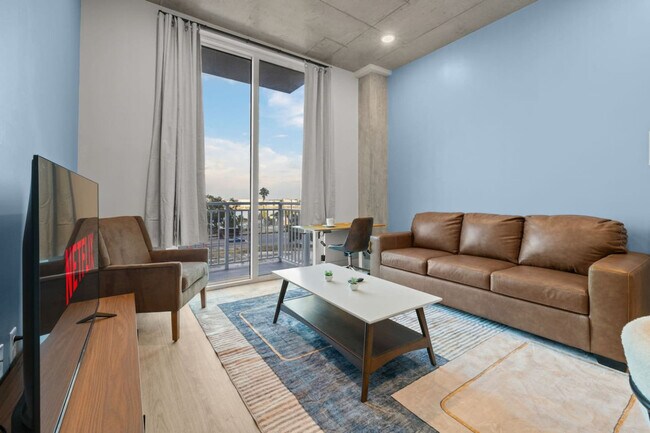 605 N 12th St unit ID1313961P, Tampa, FL 33602 - photo 2