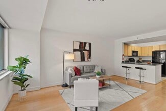 800 4th St SW Unit N216, Washington, DC 20024