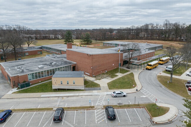Hebbville Elementary School is rated C+ by Niche and has 470 students and a 13:1 ratio.