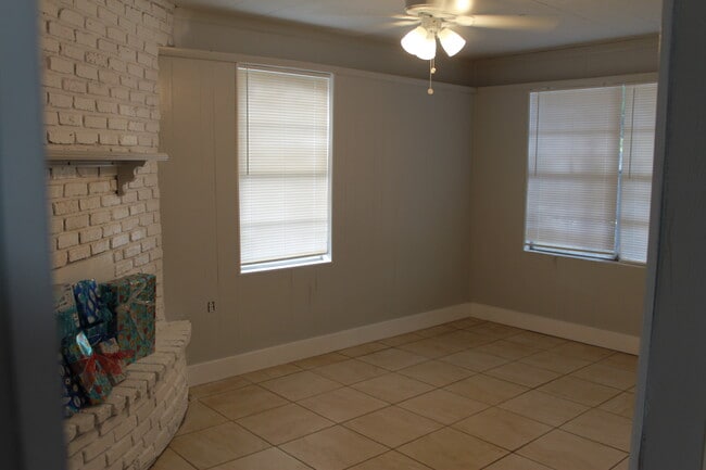 849 Nantes Way, Pensacola, FL 32505 - photo 7