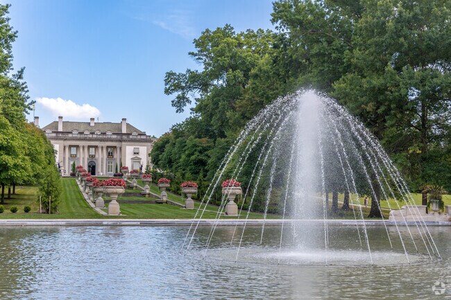 It is only a short drive from Carrcroft to the Nemours Estate where locals and guests can take in breathtaking sights.