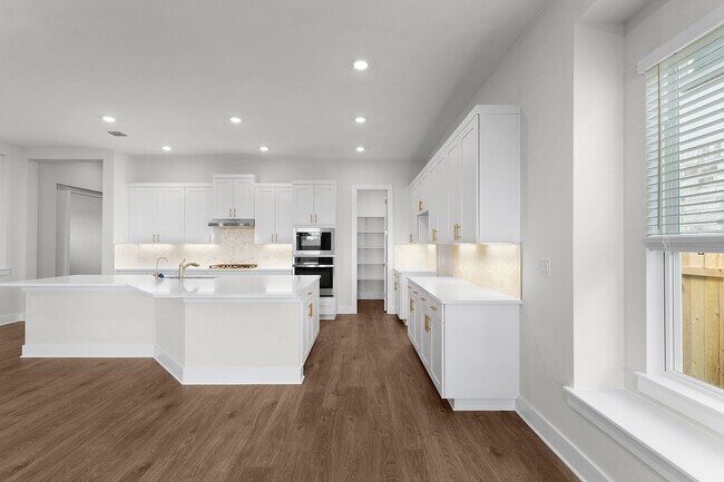 120 Alistair Dr, Georgetown, TX 78633 - photo 4