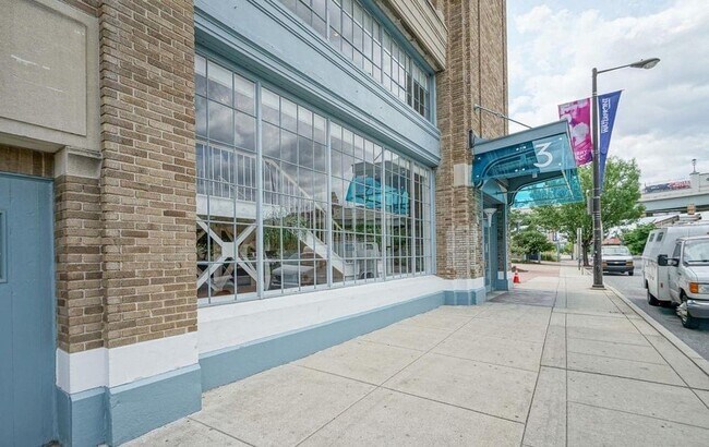 3 N Christopher Columbus Blvd unit 247, Philadelphia, PA 19106 - photo 4
