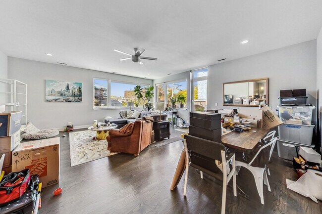 3620 W Irving Park Rd unit 2R, Chicago, IL 60618 - photo 2