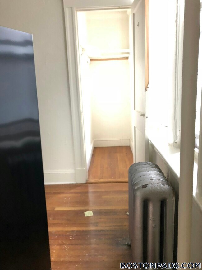 1175 Boylston St unit 18, Boston, MA 02215 - photo 5