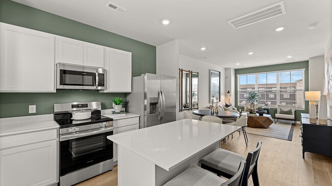 1303 Taylor Cir, Chapel Hill, TN 37034 - photo 2