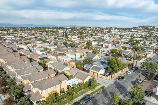 Sunrise is a tight-knit community in which everyone can know their neighbors.