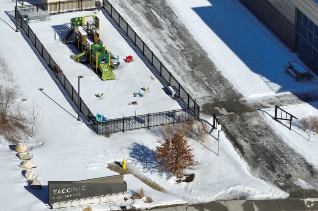 Taconic High School has 860 students and covers grades 9-12.