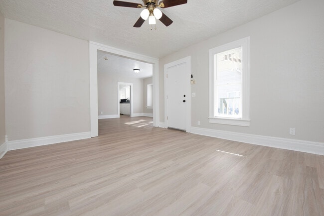 422 E Eufaula St, Norman, OK 73071 - photo 4