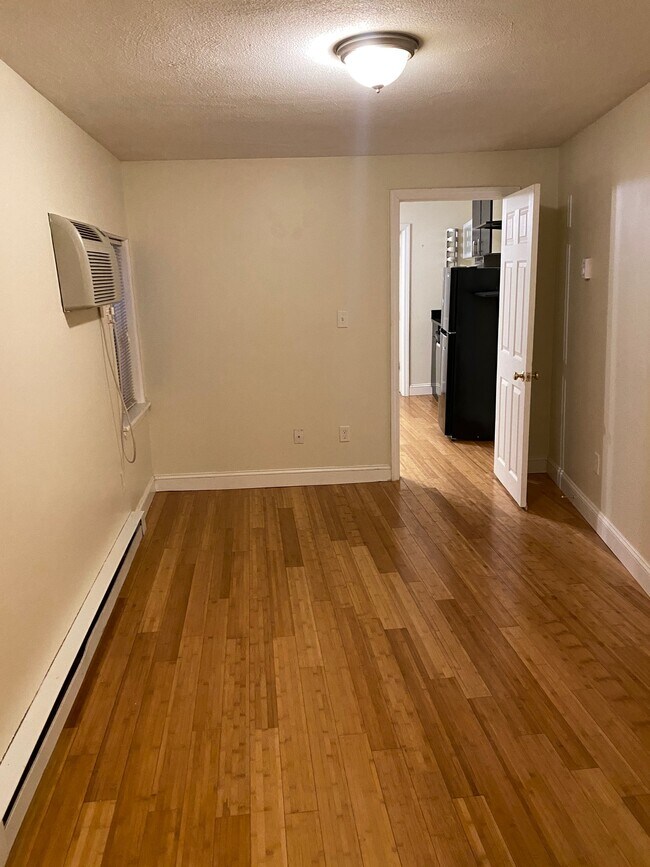 10 Bartlett Place, Boston, MA 02113 - photo 6