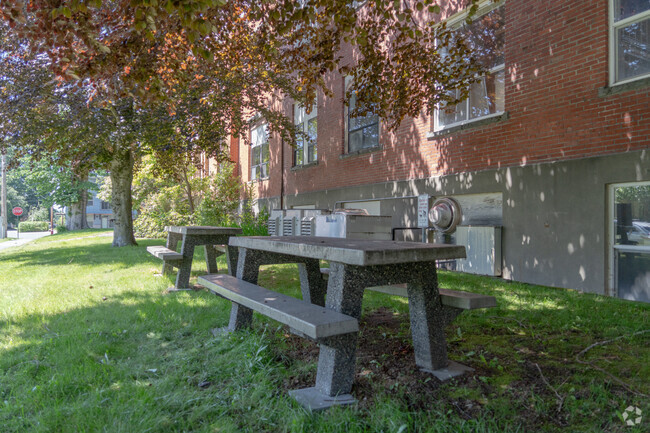 Bellingham Re-Engagement Program sitting area