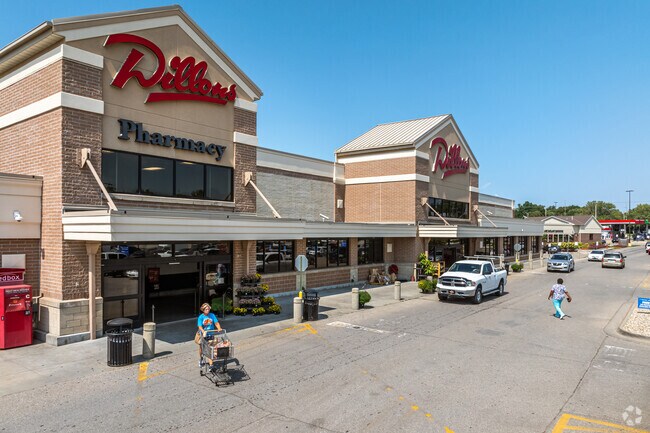 Dillions is so convenient and right in the CiCo neighborhood.