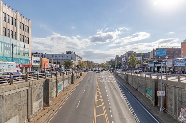 Fordham Manor residents have access to many different forms of transportation around the city.