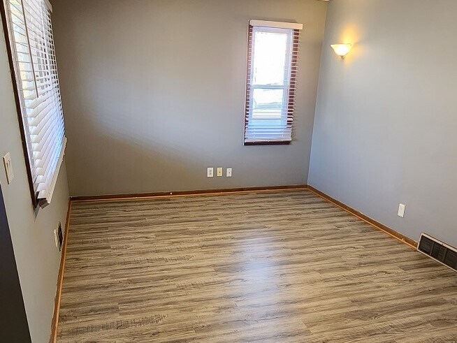 9901 Blaisdell Ave S unit 9901 Blaisdell Ave S, Bloomington, MN 55420 - photo 1