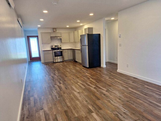 709 S Oak St unit 2, Townsend, MT 59644 - photo 6