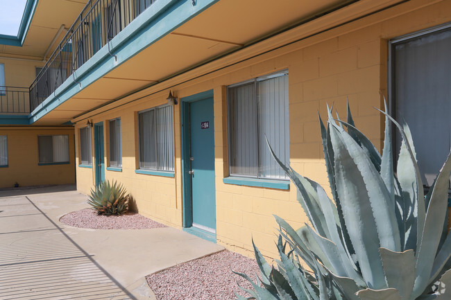 Palm Shadows Apartments